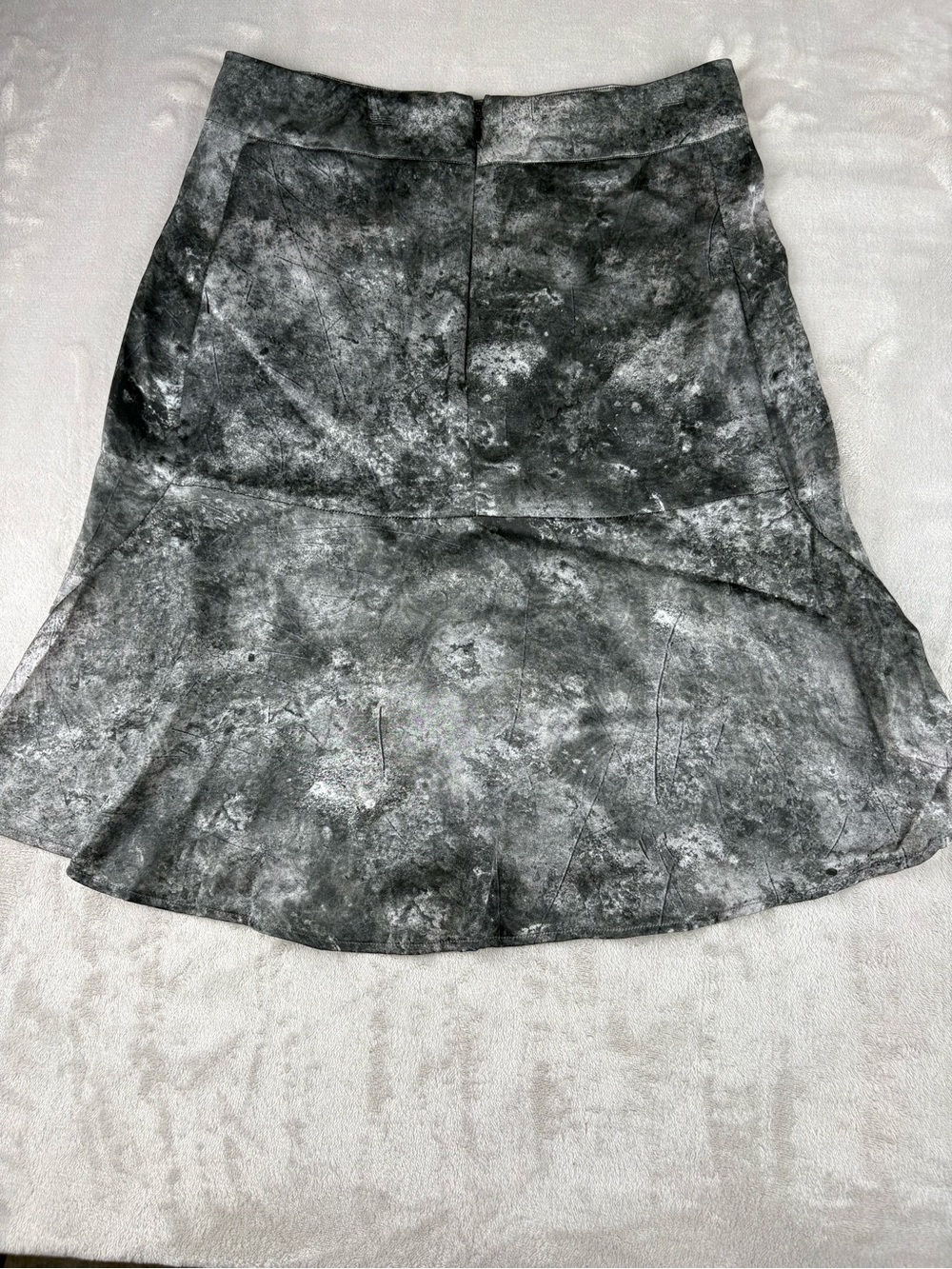Cute Like Mad Silky Tie Dye Mini Skirt S Grunge Y2K Alt Satin Feel Flare - Picture 7 of 7